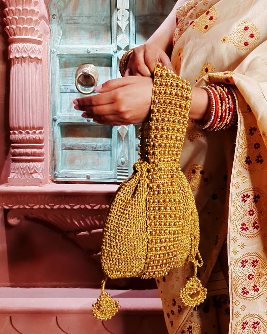 Sindoor (Gold with Gold)